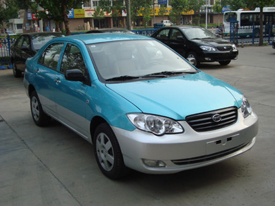 f3出租版登陸保定，易車(chē)網(wǎng)解讀比亞迪深耕細(xì)分市場(chǎng)新動(dòng)向