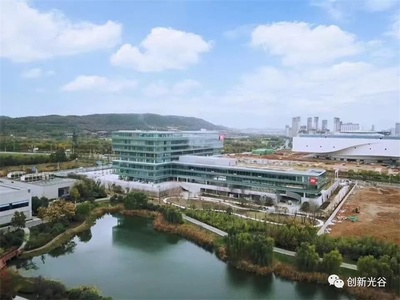 湖北省軟件行業(yè)協(xié)會(huì) 賦能湖北軟件開發(fā)產(chǎn)業(yè)，引領(lǐng)數(shù)字化轉(zhuǎn)型新浪潮