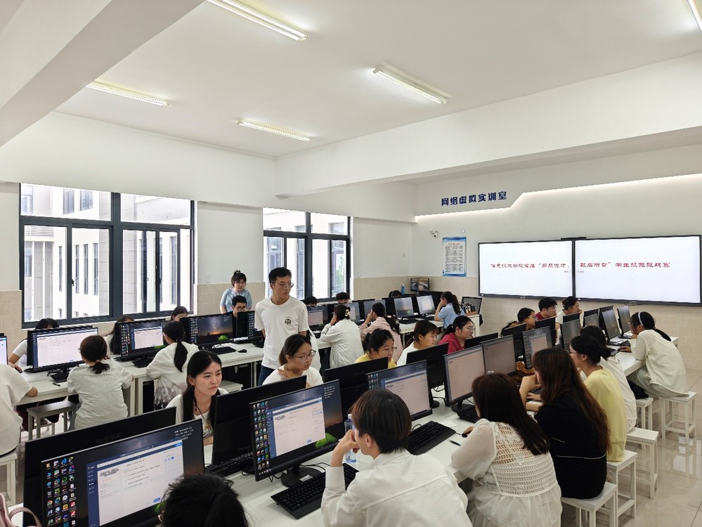 信息技術學院學生技能挑戰(zhàn)賽 軟件與信息技術服務領域的實戰(zhàn)練兵